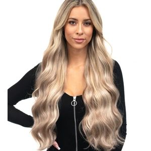 Bellami Ash Bronde 240gm 22 inch Silk Seam clip in extensions- Brand New